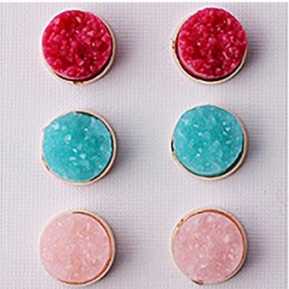 Druzy stud earrings - Picture 1 of 2